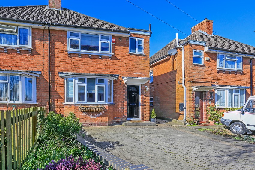 3bedroom semidetached house for sale in Damson Lane, Solihull
