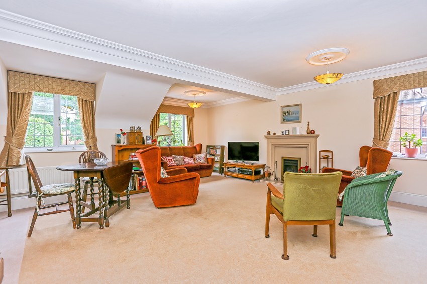 3bedroom apartment for sale in Victoria House, 1 Grove Road, Knowle