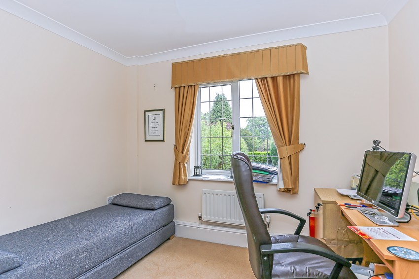 3bedroom apartment for sale in Victoria House, 1 Grove Road, Knowle