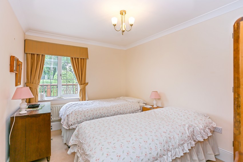 3bedroom apartment for sale in Victoria House, 1 Grove Road, Knowle