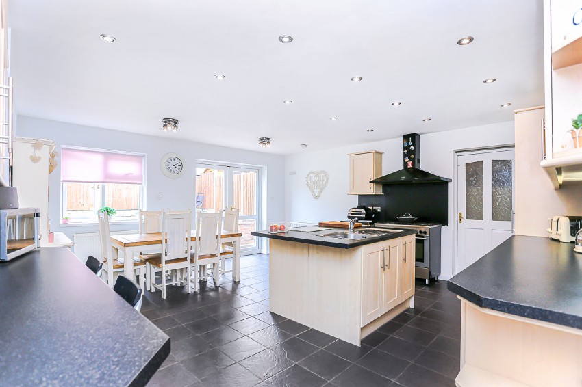 4bedroom semidetached house for sale in The Dell, Solihull