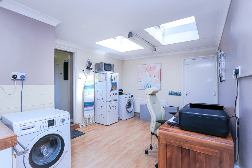 3bedroom detached house for sale in Danford Lane, Solihull