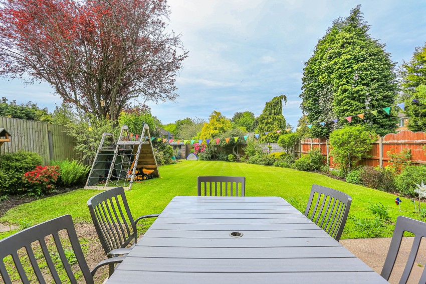 3bedroom detached house for sale in Danford Lane, Solihull