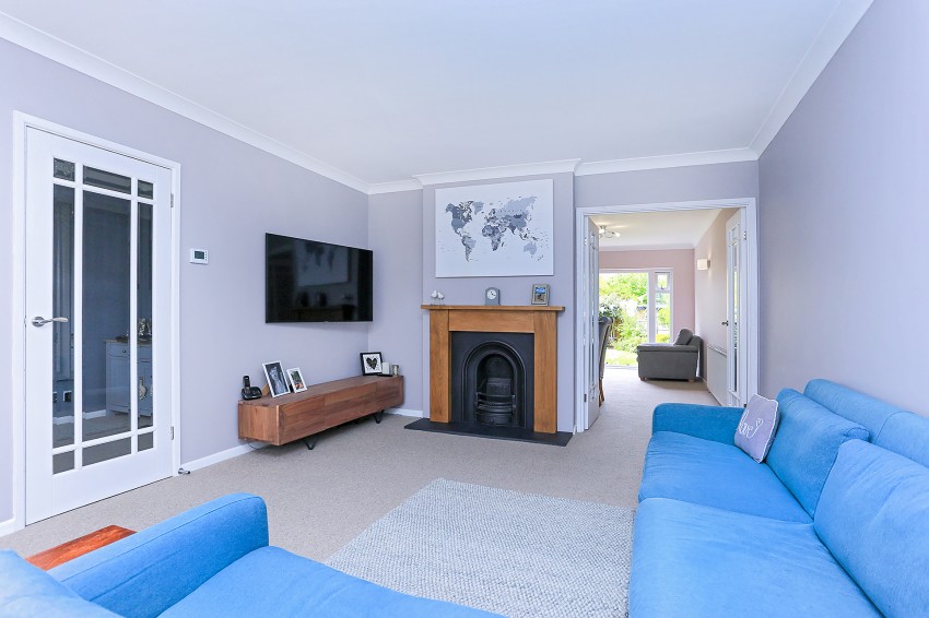 3bedroom detached house for sale in Danford Lane, Solihull