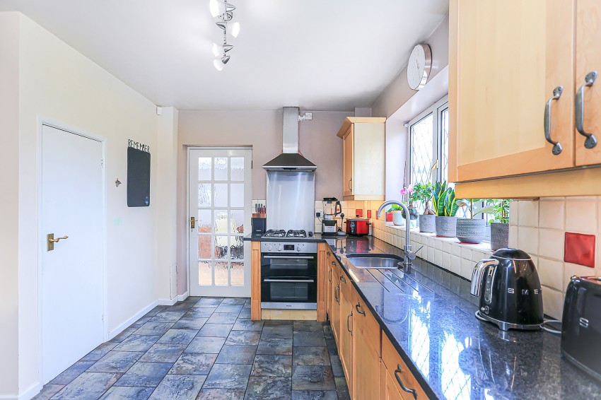 3bedroom detached house for sale in Danford Lane, Solihull