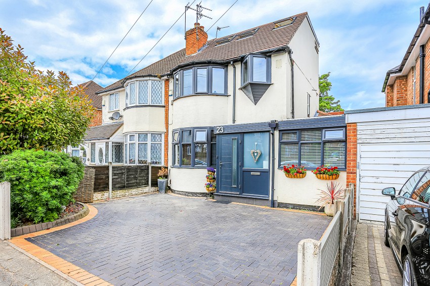 3bedroom link semidetached for sale in Valley Road, Solihull