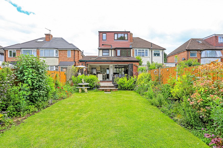 3bedroom link semidetached for sale in Valley Road, Solihull