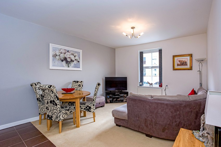 2bedroom apartment for sale in South Terrace, 216 Main Street, Dickens