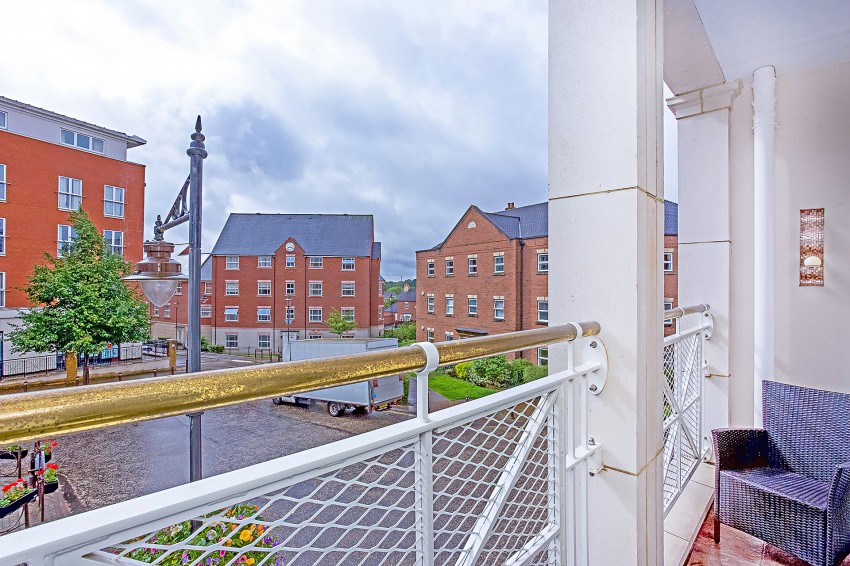 2bedroom apartment for sale in South Terrace, 216 Main Street, Dickens