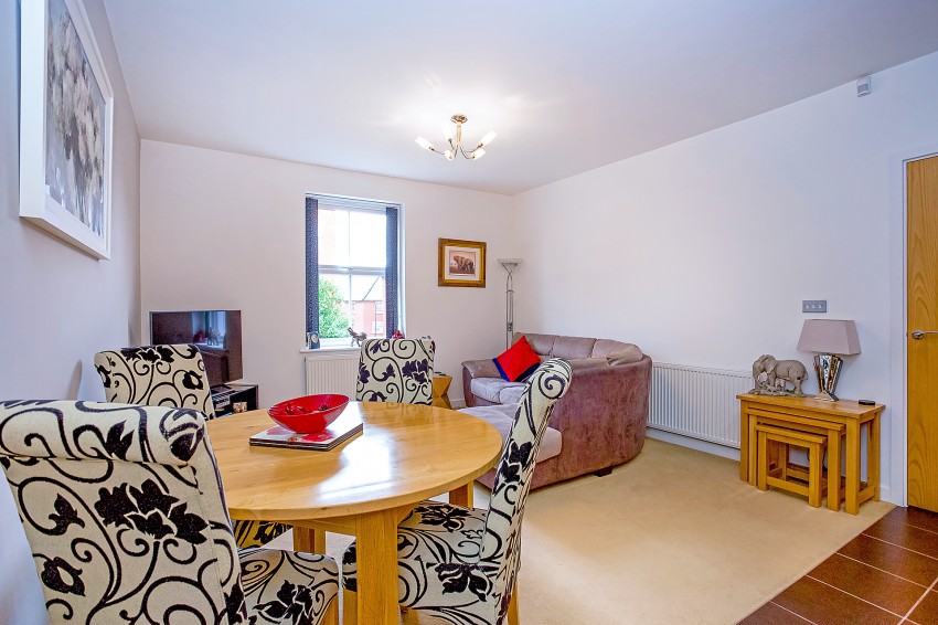 2bedroom apartment for sale in South Terrace, 216 Main Street, Dickens