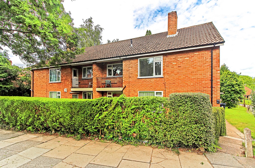 3bedroom for sale in Priory Road, Hall Green, Birmingham