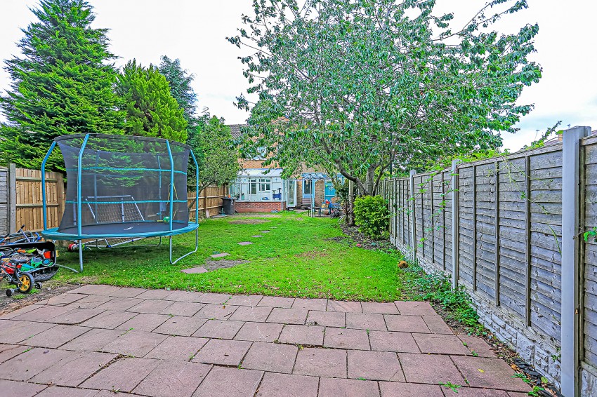 3bedroom semidetached house for sale in Arlescote Road, Solihull