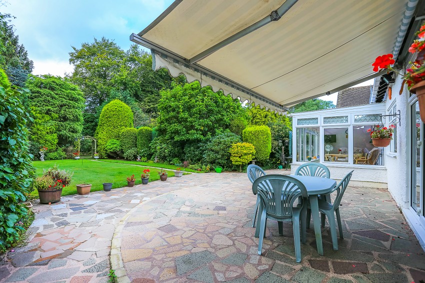 2bedroom bungalow for sale in Warwick Road, Solihull