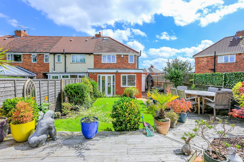 2bedroom town house for sale in Shalford Road, Solihull