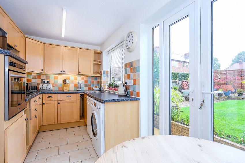 2bedroom town house for sale in Shalford Road, Solihull