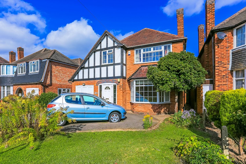 3bedroom detached house for sale in Bryanston Road, Solihull