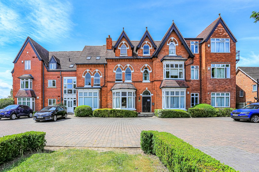 2bedroom apartment for sale in Grange, 8486 Green Road, Solihull