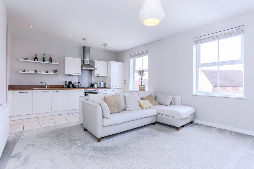 2bedroom apartment for sale in South Terrace, 216 Main Street, Dickens