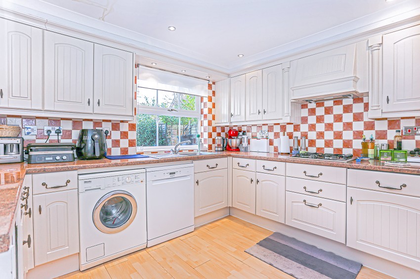 4bedroom detached house for sale in Redbrooks Close, Hillfield, Solihull