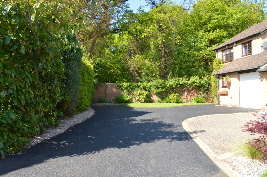 3bedroom detached house for sale in Maywell Drive, Solihull