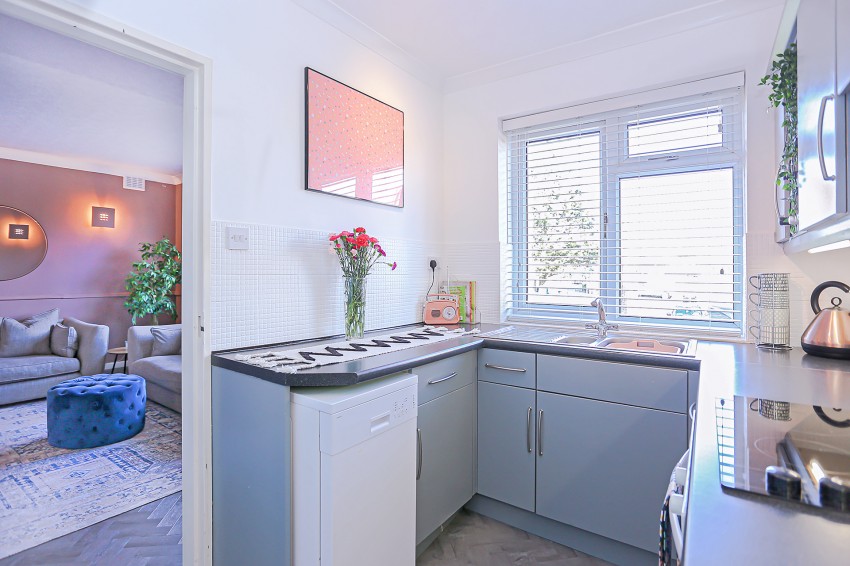 2bedroom apartment for sale in Hunscote House, Shirley, Solihull