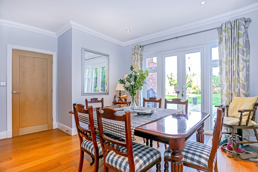 5bedroom detached house for sale in Norton Lane, Tidbury Green, Solihull