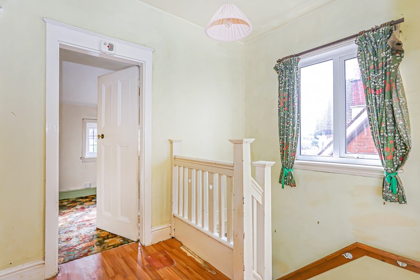 4bedroom semidetached house for sale in Whitefields Road, Solihull