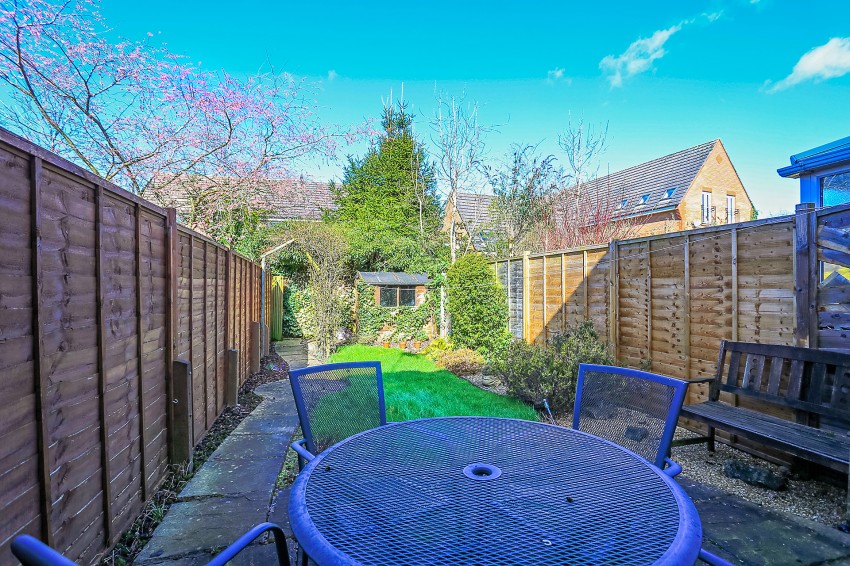 2bedroom town house for sale in Winster Avenue, Dorridge, Solihull