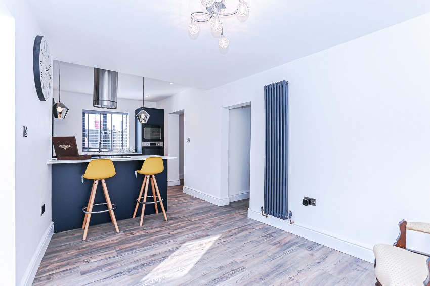 3bedroom detached house for sale in High Street, Solihull Lodge, Solihull