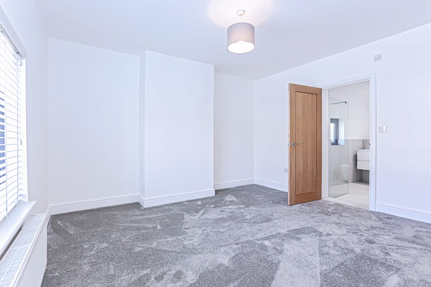 3bedroom detached house for sale in High Street, Solihull Lodge, Solihull