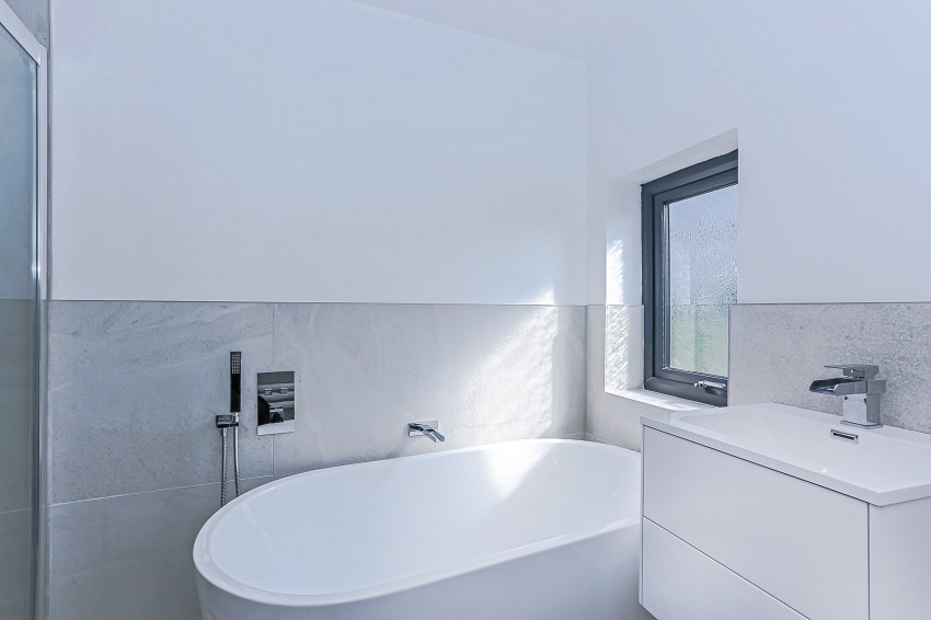 3bedroom detached house for sale in High Street, Solihull Lodge, Solihull