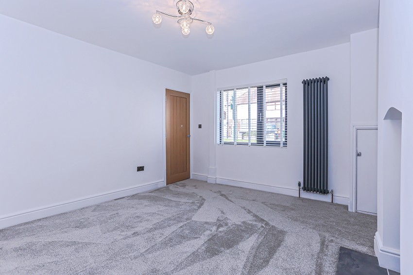 3bedroom detached house for sale in High Street, Solihull Lodge, Solihull