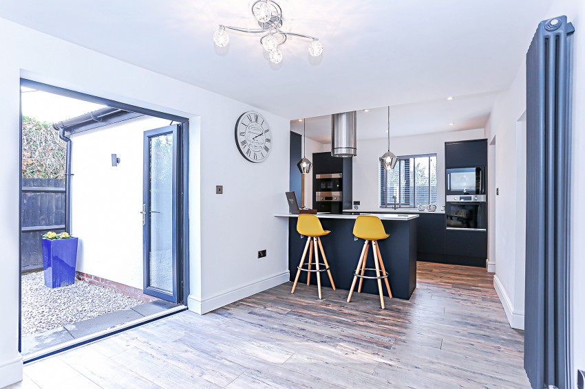 3bedroom detached house for sale in High Street, Solihull Lodge, Solihull