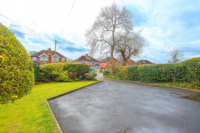 3bedroom detached house for sale in Fillongley Road, Meriden, Coventry