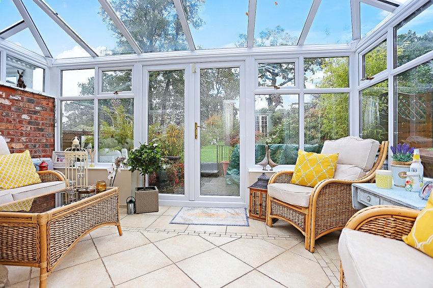 3bedroom town house for sale in Snowshill Drive, Cheswick Green, Solihull