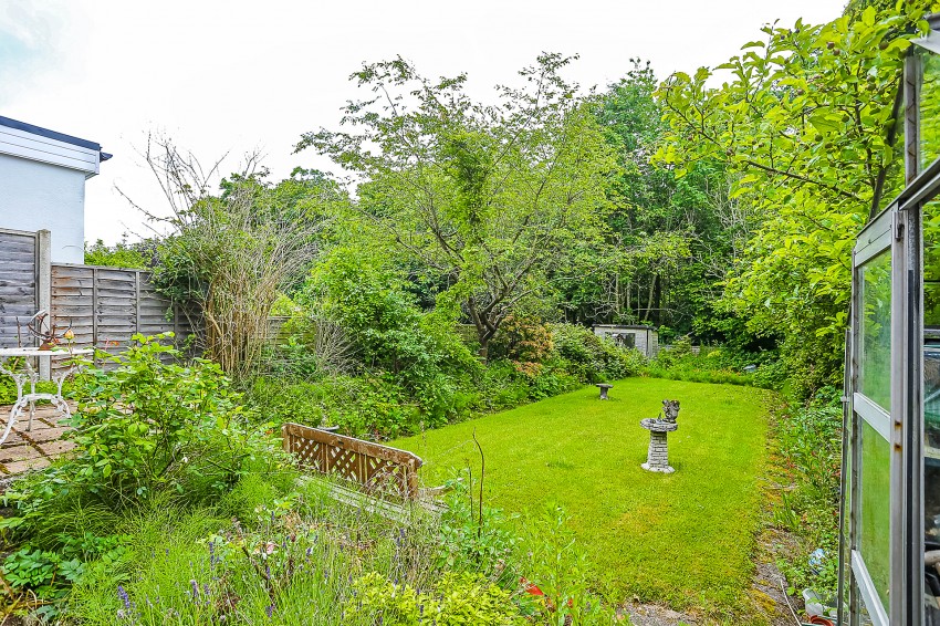 3bedroom semidetached house for sale in Henley Crescent, Solihull