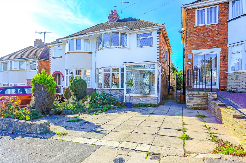 3bedroom semidetached house for sale in Trysull Avenue, Birmingham