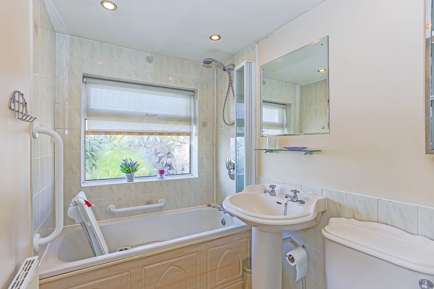 3bedroom semidetached house for sale in Trysull Avenue, Birmingham