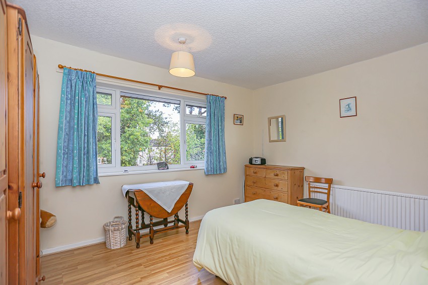 3bedroom semidetached house for sale in Kenilworth Road, Balsall