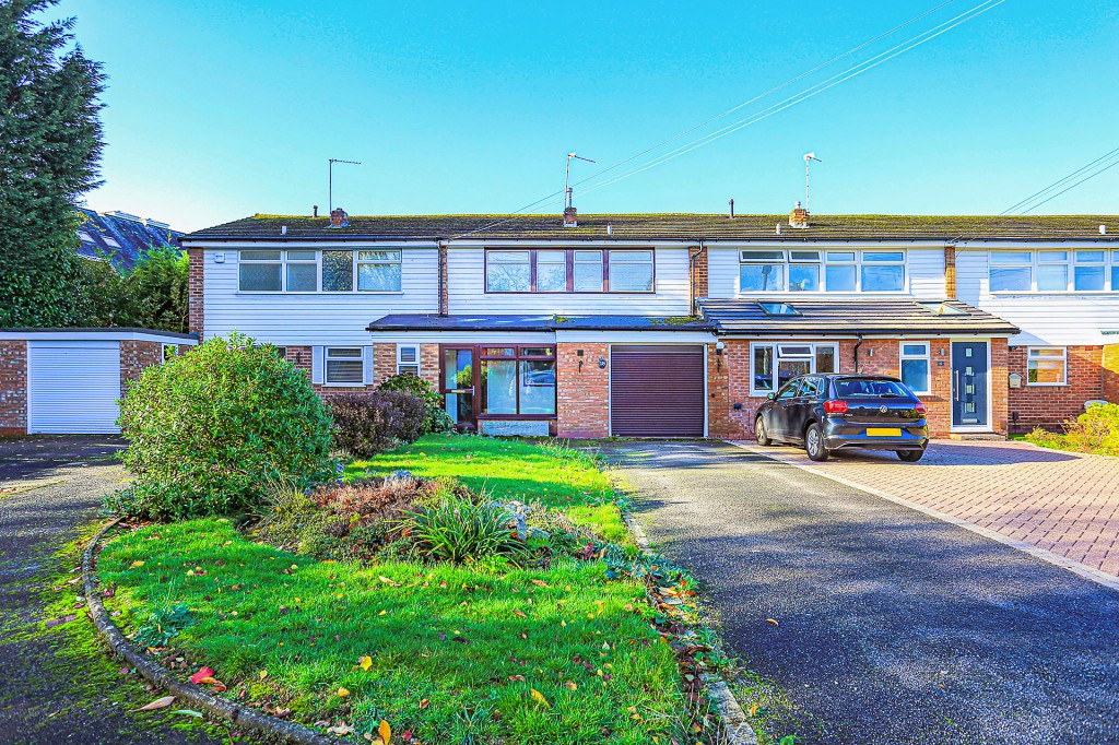 3bedroom town house for sale in Muswell Close, Solihull