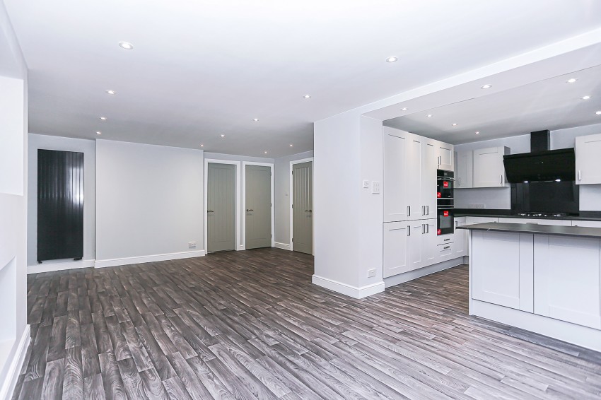 4bedroom detached house for sale in Daytona Drive, Millisons Wood