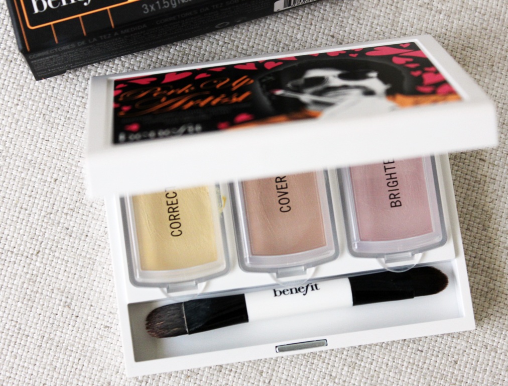 Benefit Perk Up Artist Simone Scribes