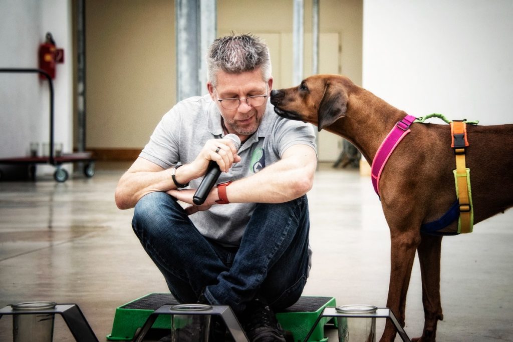 Expert coaching in the K9 world Simon Prins
