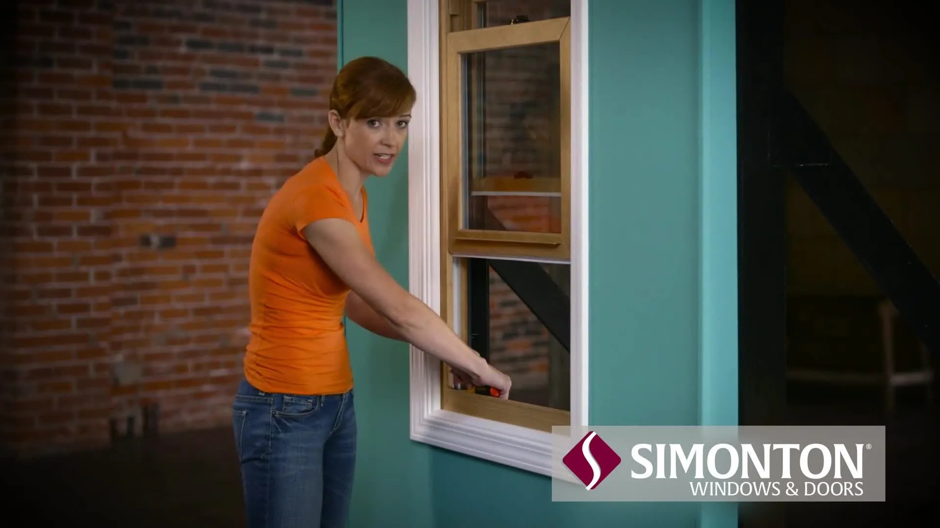 Touch Up Your Window and Doors' Exterior Coating Simonton