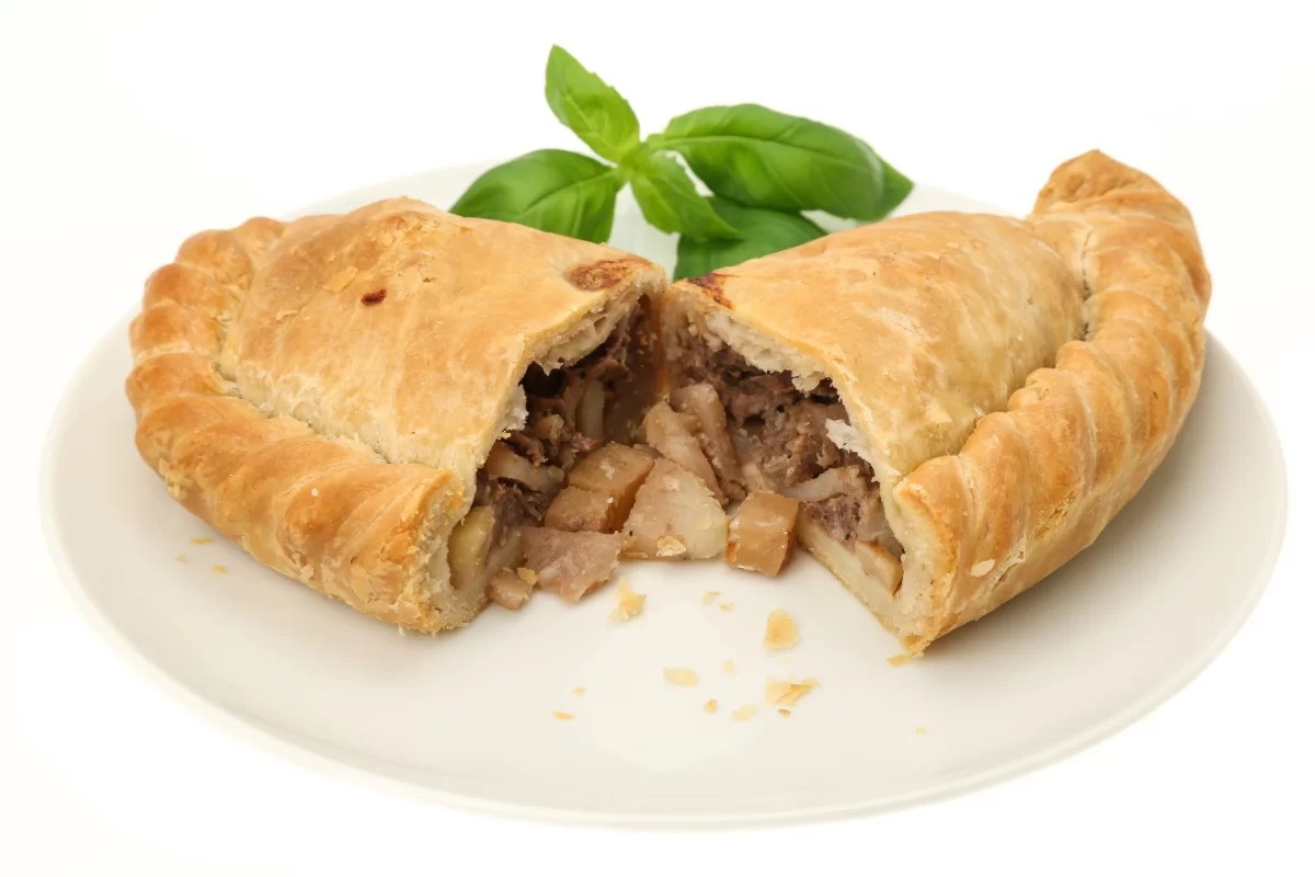 Traditional Cornish Pasty Simple Home Cooked Recipes 2023