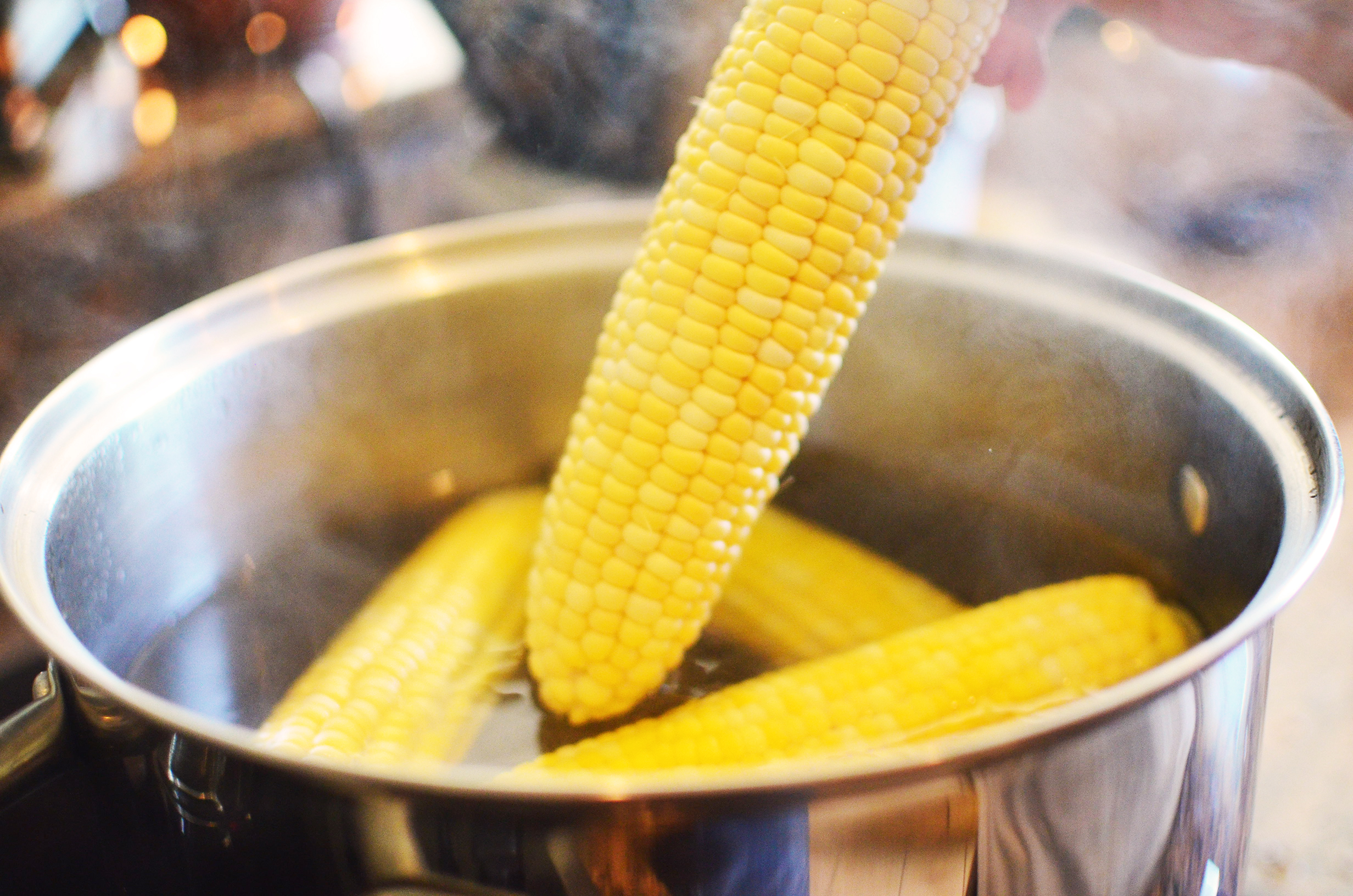 How To Freeze Fresh Corn Simple, Sweet & Savory