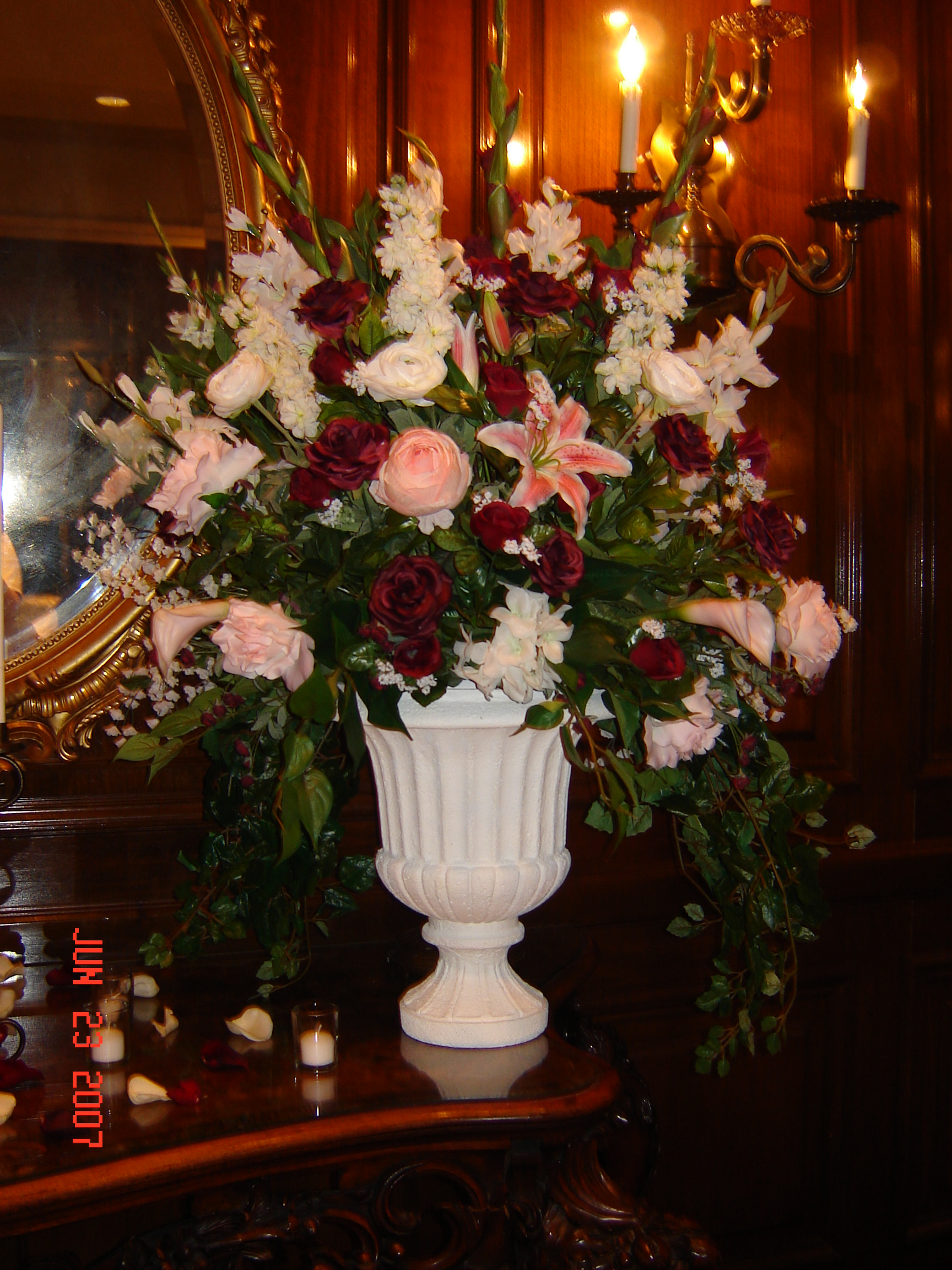 Simply Elegant Weddings Flower Arrangements