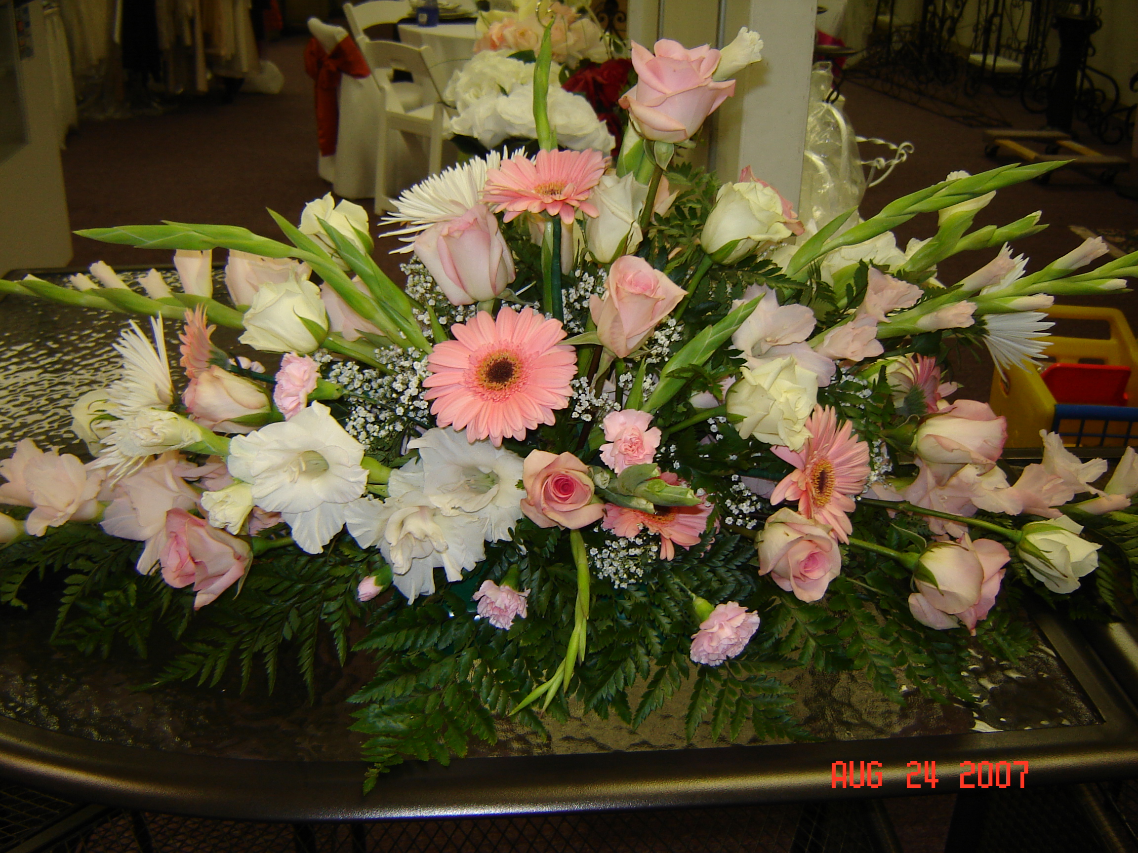 Simply Elegant Weddings Flower Arrangements