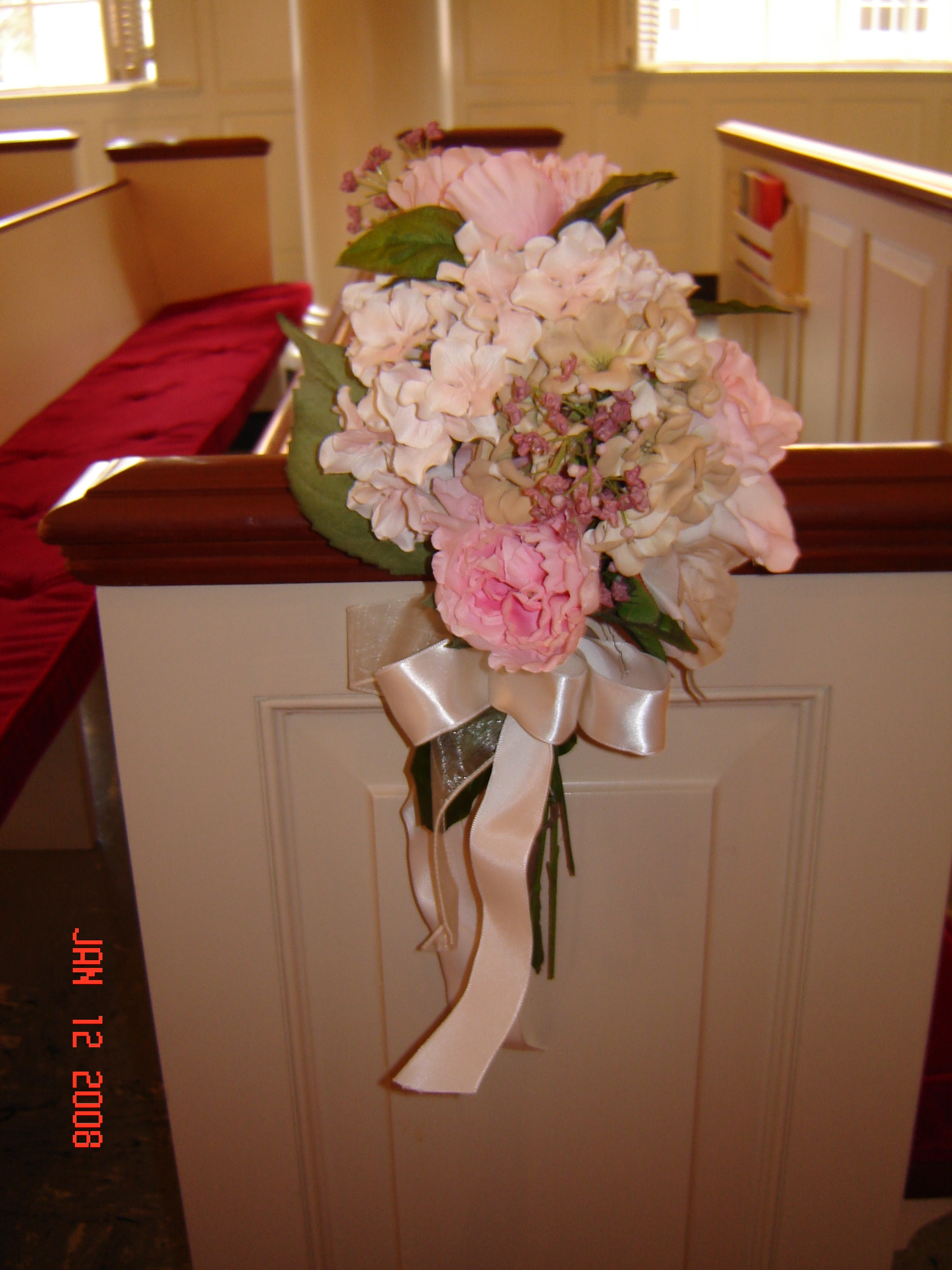 Simply Elegant Weddings, flowers, silk flowers, silk bouquets, corsages