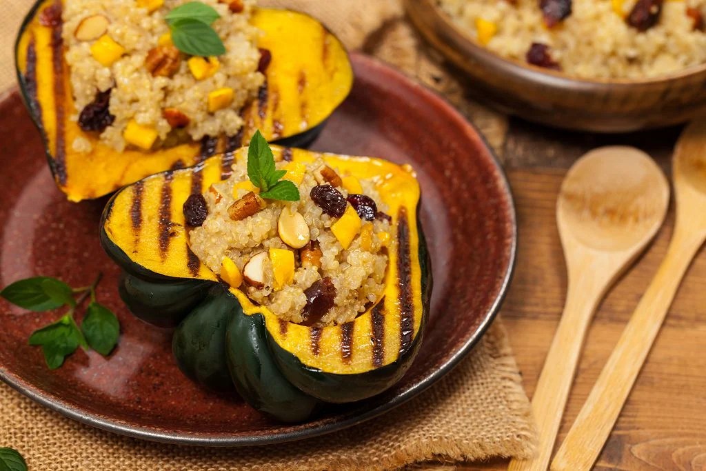 What Does Acorn Squash Taste Like? How To Store And Cook It? Simply